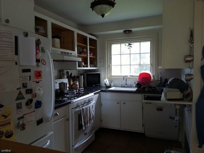 Building Photo - 3 br, 1 bath House - 120 Crooked Billet Rd