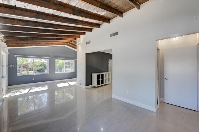 Foto del edificio - 4617 N Andrews Ave