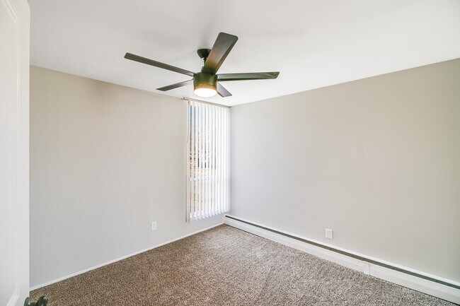 Foto del edificio - Altitude West (Altitude RPB, LLC)