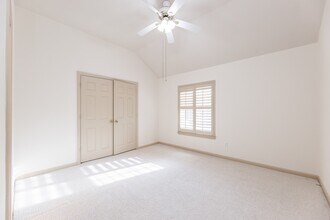 Building Photo - 17826 Island Spring Ln