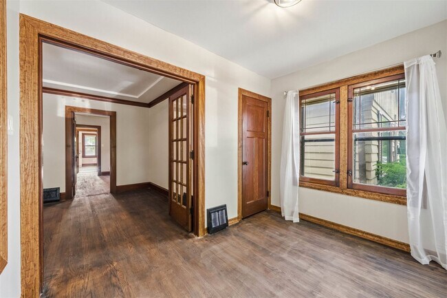 Foto del edificio - 2419 N 53rd St