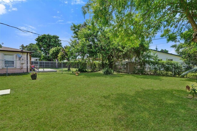 Foto del edificio - 10366 SW 172nd St