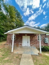 Building Photo - 2282 Old Camden Rd