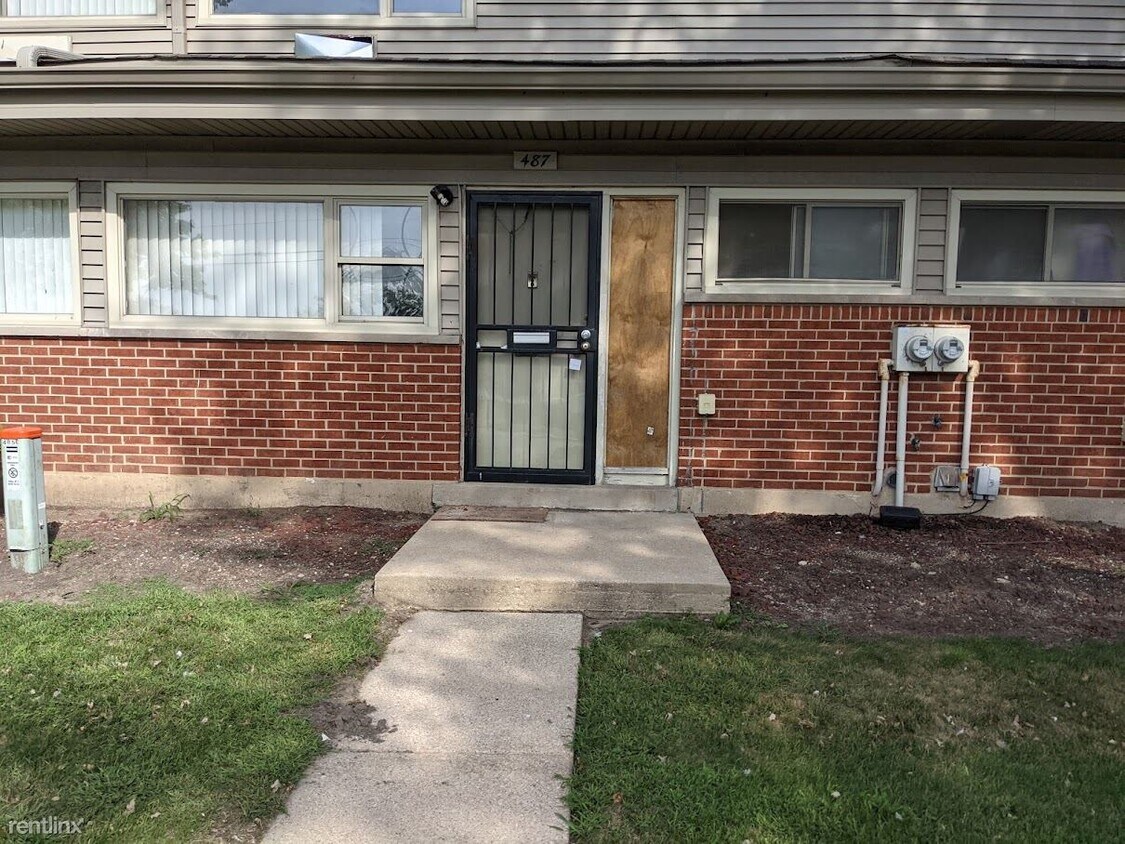 Primary Photo - 2 br, 1.5 bath Townhome - 487 East End Ave