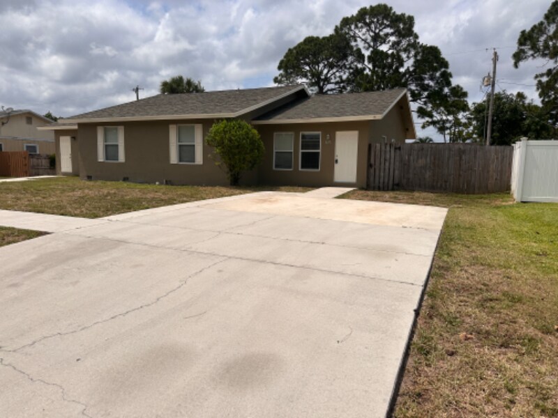 Foto principal - 6171 Heather St