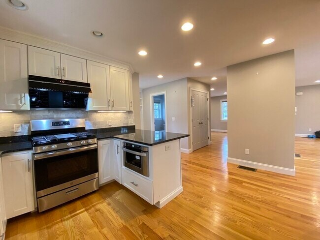 Foto del edificio - 33 Stratford Rd