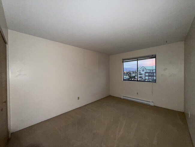 Photo du bâtiment - 45744-45744 Spadina Ave