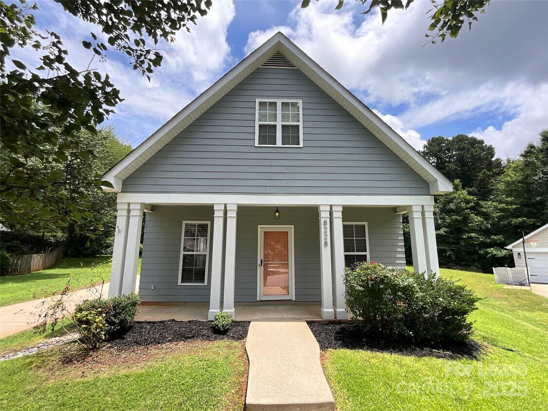 Foto principal - 8228 Ballymore Ct