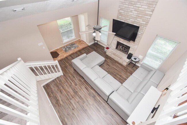 Foto del edificio - 5331 Windsong Trail