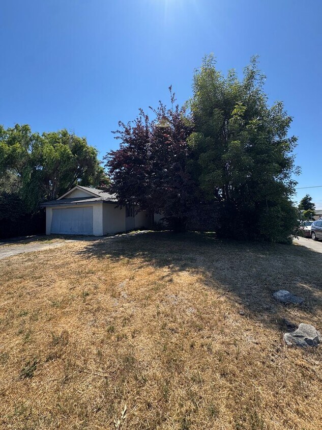 Foto principal - Fully Renovated Home in Lompoc