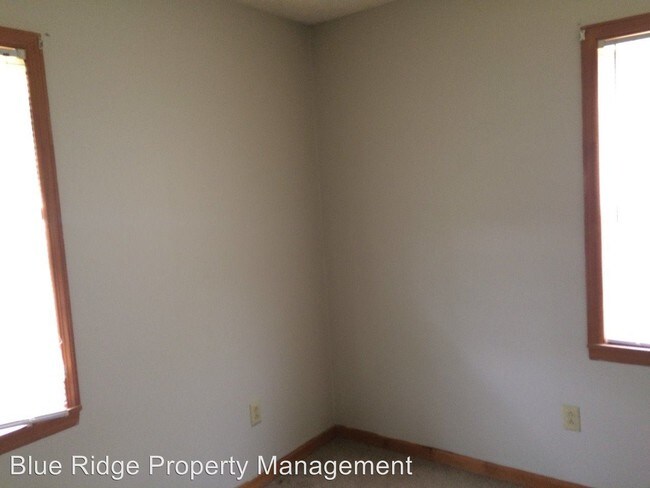 Foto del edificio - 1507 E Fairview Ave