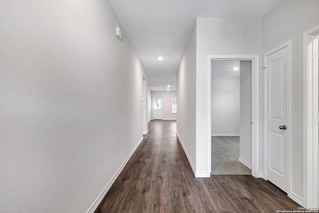 Foto del edificio - 21276 Millstream Bnd