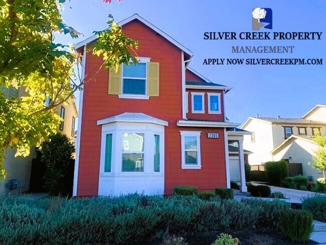 Building Photo - GORGEOUS 4 BED 3BATH HOME - DOWNSTAIRS BED...