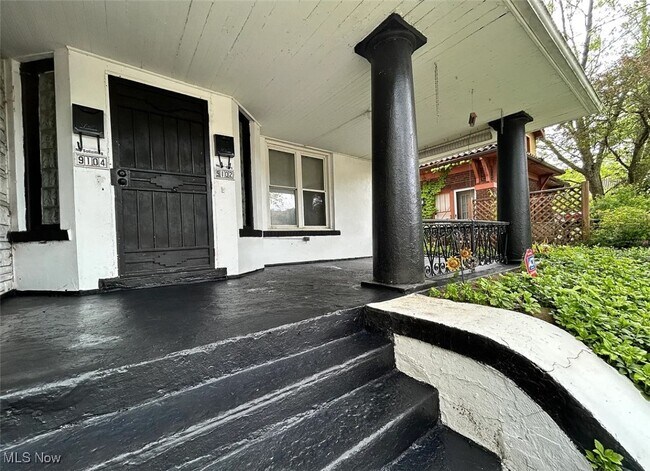 Foto del edificio - 9104 Parkgate Ave