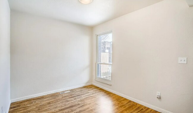 Foto del edificio - 9278 W Utah Ave