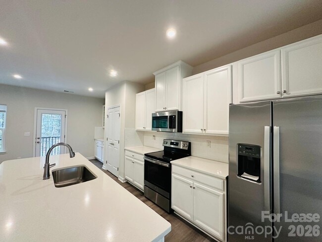 Building Photo - 3502 Timber Ml Dr