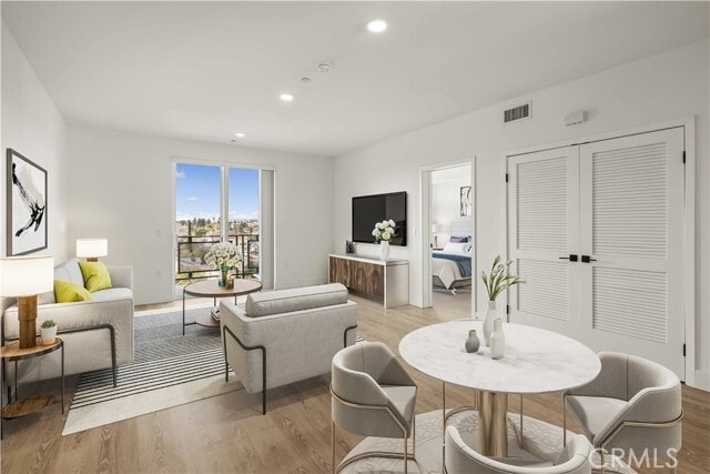 Foto del edificio - 11714 Archwood St