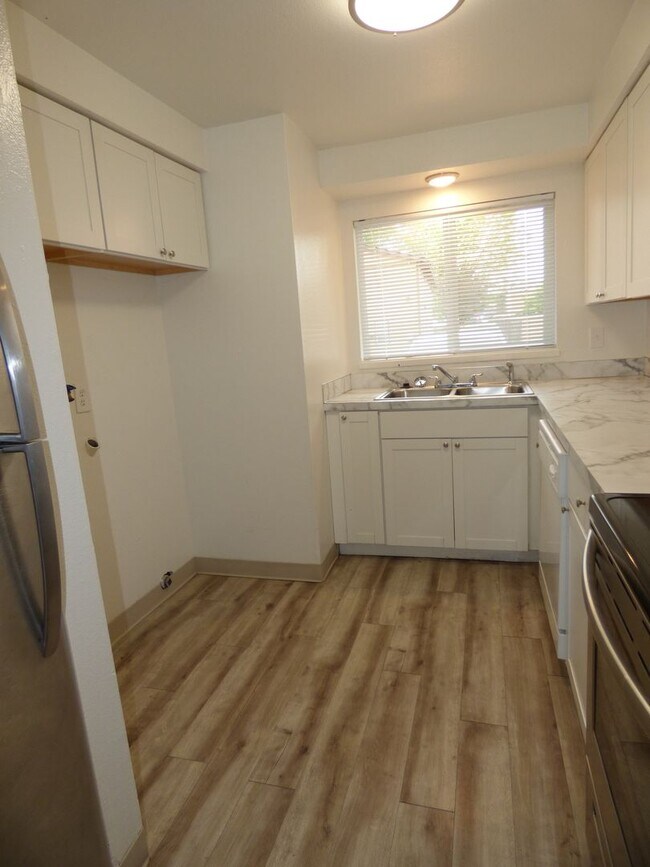 Foto del edificio - Lancaster Townhomes