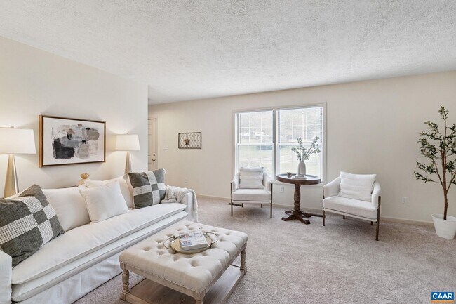 Foto del edificio - 100 Brandywine Ct