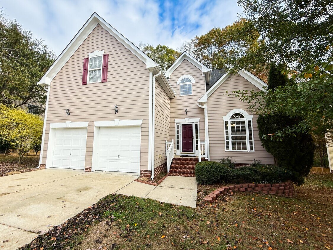 Foto principal - Classic 3 Bedroom Home In Knightdale!
