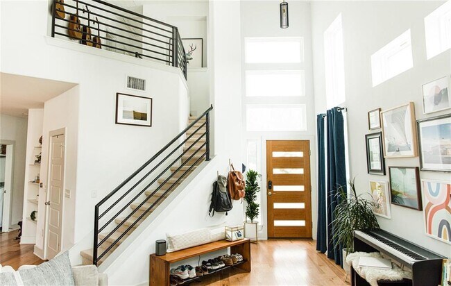 Foto del edificio - 1510 Homespun Rd
