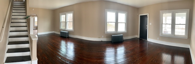 Building Photo - 503 N Eddy St