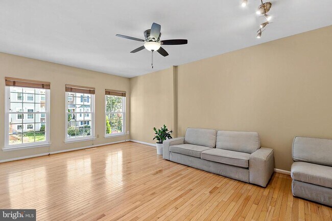 Foto del edificio - 13129 Englishwood Ln