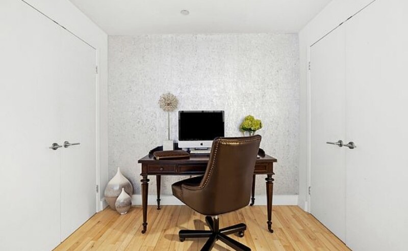 Foto del edificio - 420 W 25th St