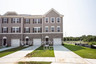 Building Photo - 234 Macoun Way