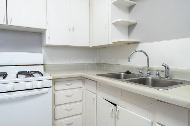 Building Photo - 1728 N Holyoke Ave