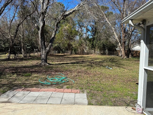 Building Photo - 4906 Woodbrook Dr