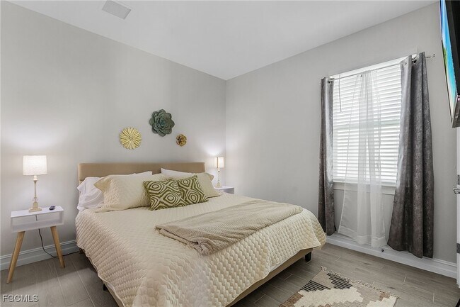 Foto del edificio - 425 Coral Reef Pl