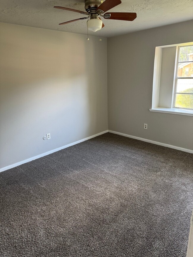 Building Photo - 9706 Galston Ln