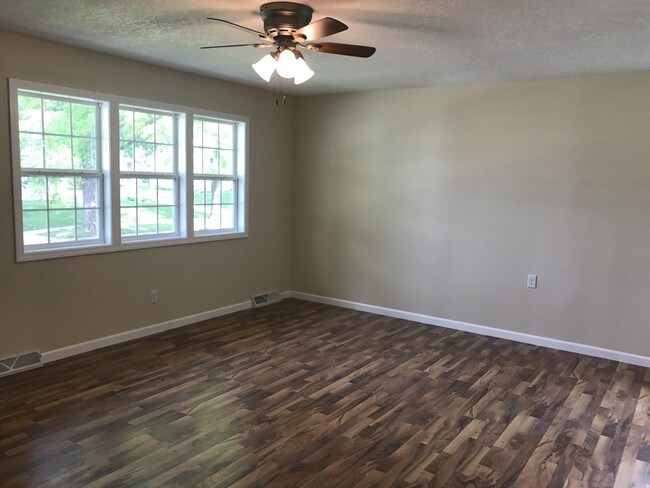 Foto del edificio - 7918 9th St W