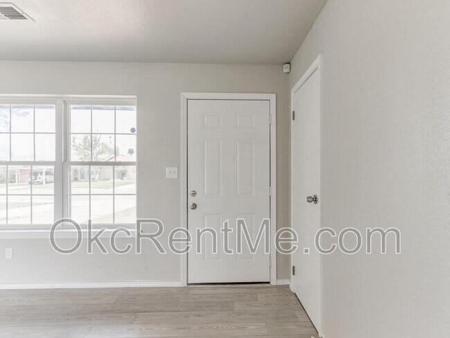 Foto del edificio - 2701 Yorkshire Ave