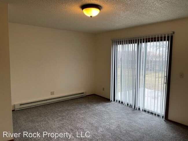 Building Photo - 3 br, 2 bath House - 143D Prairiewood Driv...
