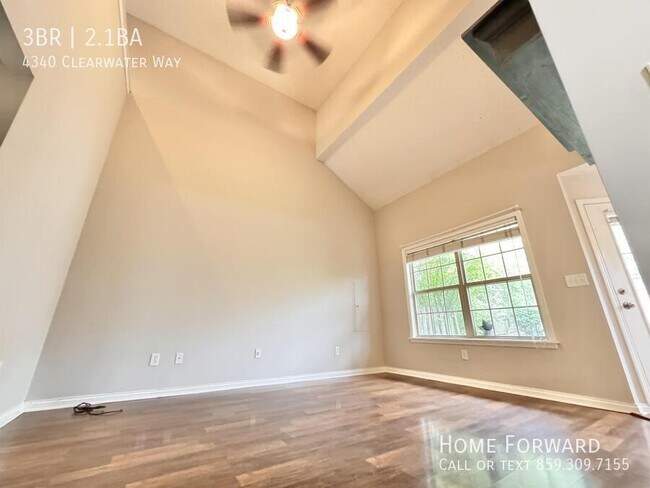 Building Photo - 4340 Clearwater Way