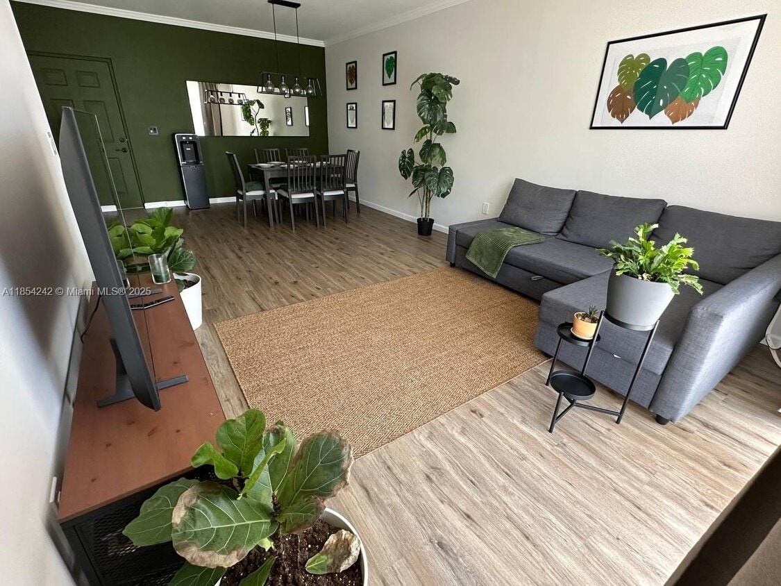 Foto principal - 17100 N Bay Rd