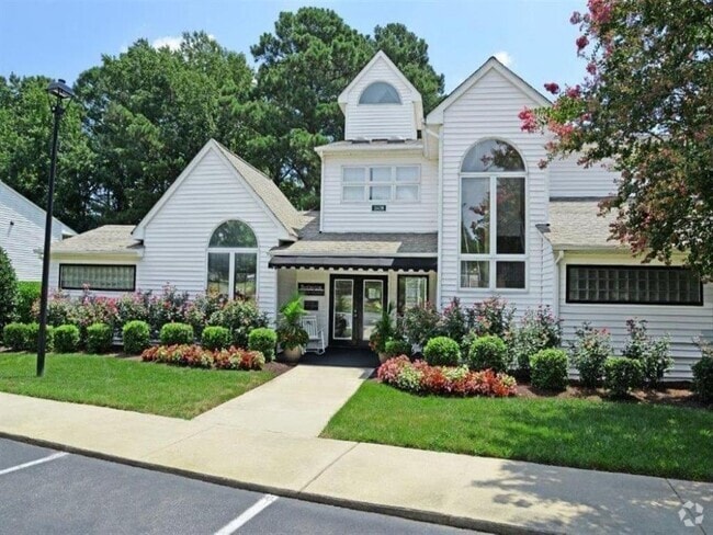 Building Photo - Huntington Apartments