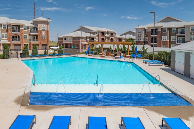 Building Photo - Outlook Ridge