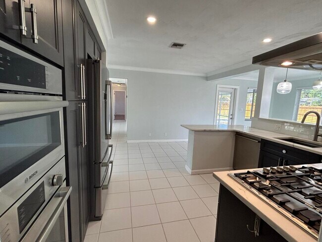 Foto del edificio - 455 NE 29th St