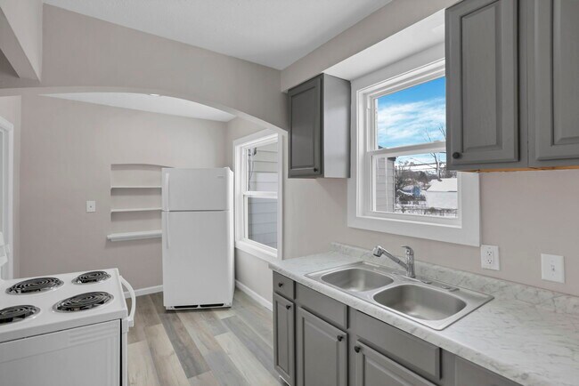 Foto del edificio - 1110 Fairwood Ave