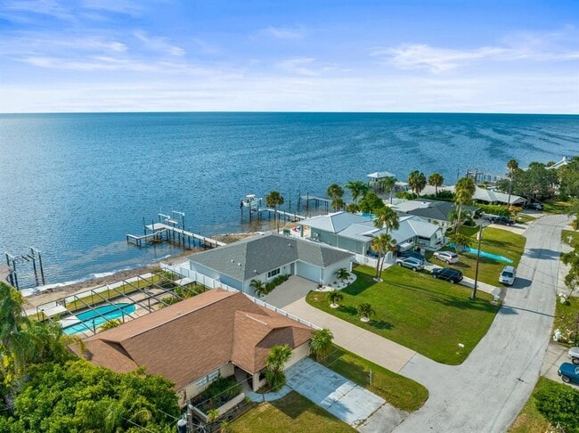 Foto del edificio - 1909 Gulfview Dr