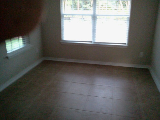 Foto del edificio - 2519 Weller Ave