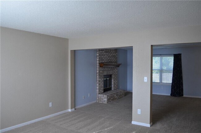 Foto del edificio - 12180 Sweet Creek Trail