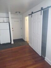 Building Photo - 5515 S Cornell Ave