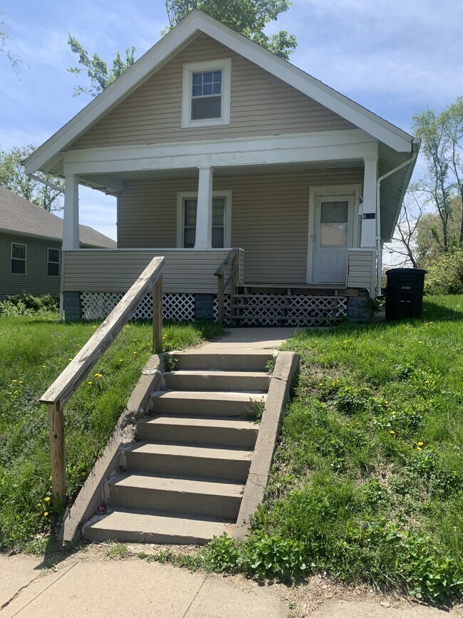 Photo - 4211 Grant St House