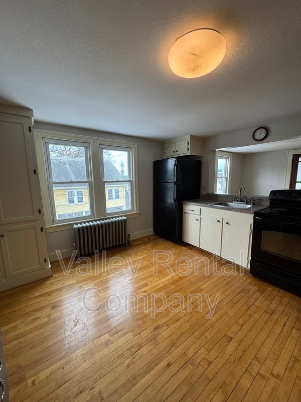 Photo - 64 Lyman St Apartment