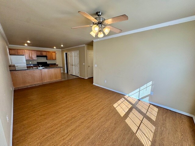 Foto del edificio - 1650 Willowbrook Dr