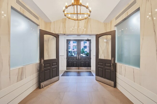 Foto del edificio - 226 E 70th St